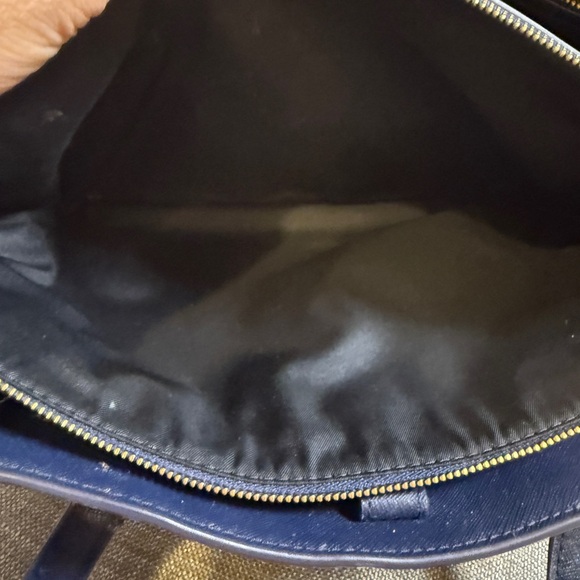 Tory Burch Navy Blue Leather Tote Bag - Purse - Picture 10 of 15